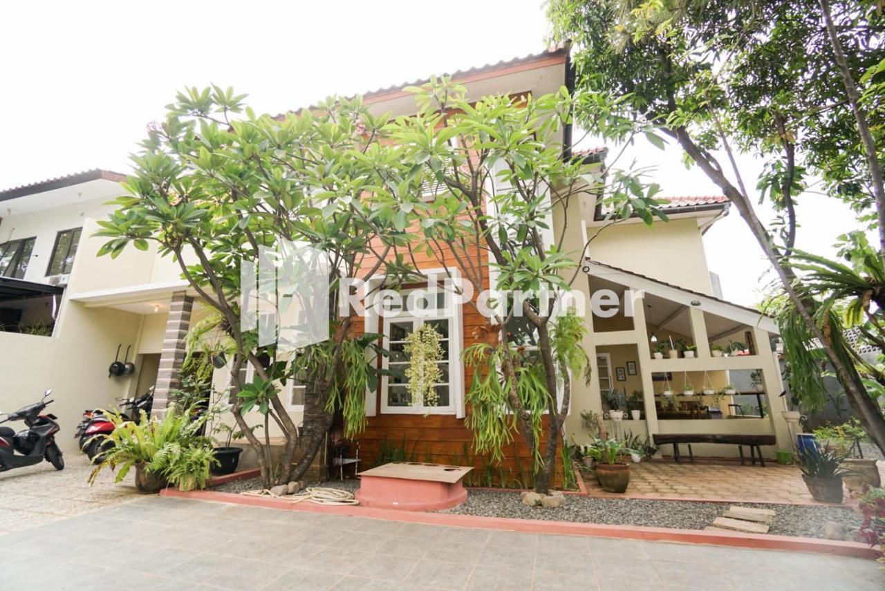 Fazza Syariah Mitra Reddoorz Hotell Jakarta Exteriör bild