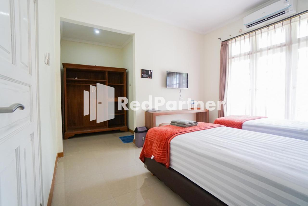 Fazza Syariah Mitra Reddoorz Hotell Jakarta Exteriör bild