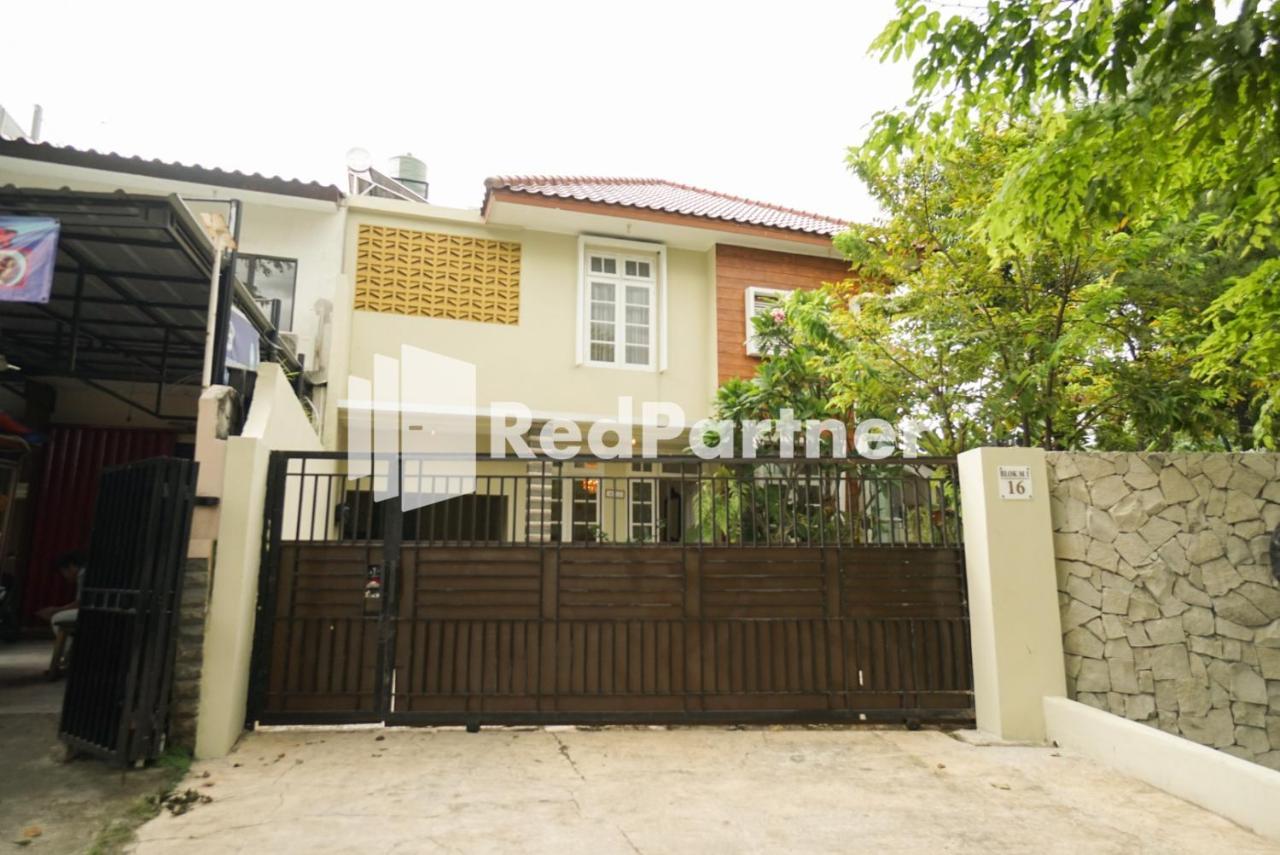 Fazza Syariah Mitra Reddoorz Hotell Jakarta Exteriör bild